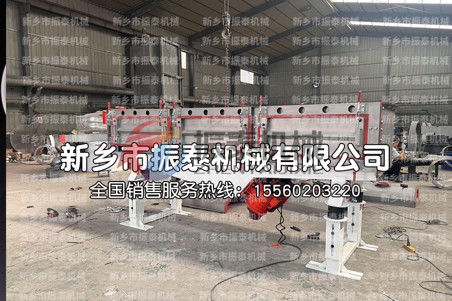 多晶硅振动筛内部为什么要内敷聚氨酯？
